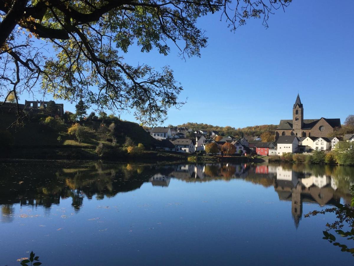 Ferienwohnungen Eifelstuben Mit Charme - Am See, Nahe Burg Ulmen Esterno foto